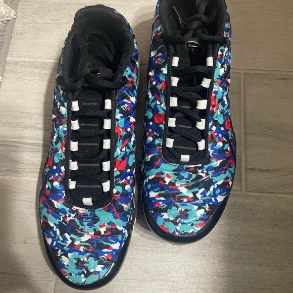 Nike Air Max - Picture 2 of 9